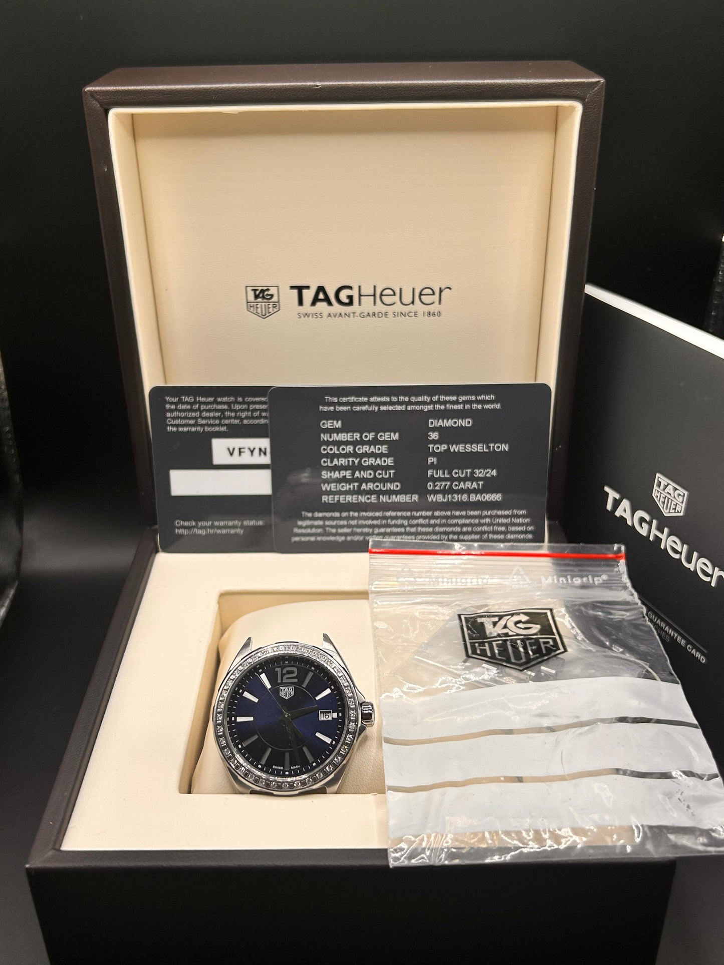 TAG Heuer Formula 1 Factory Diamond Bezel - 35mm Quartz WBJ1316