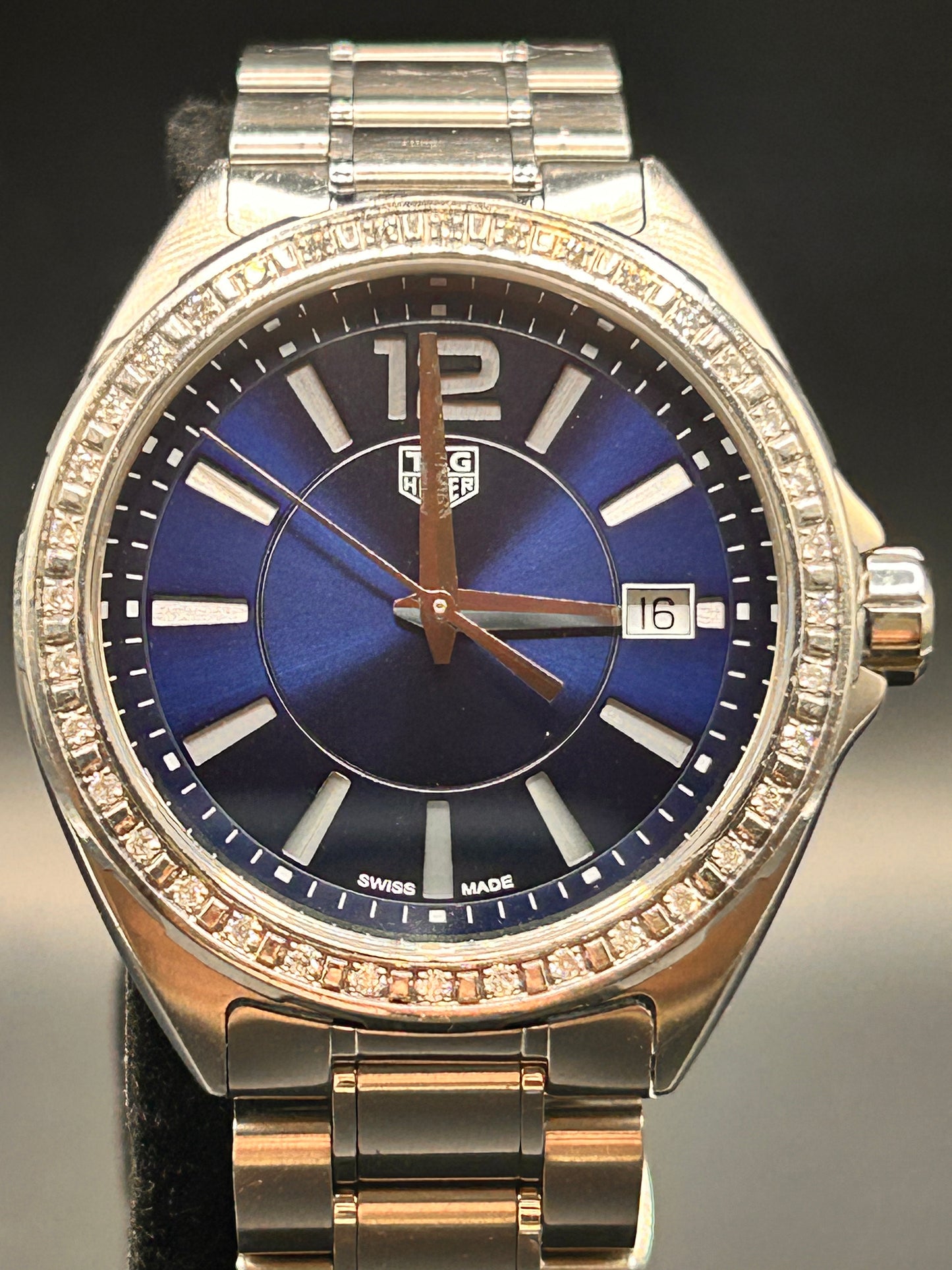 TAG Heuer Formula 1 Factory Diamond Bezel - 35mm Quartz WBJ1316