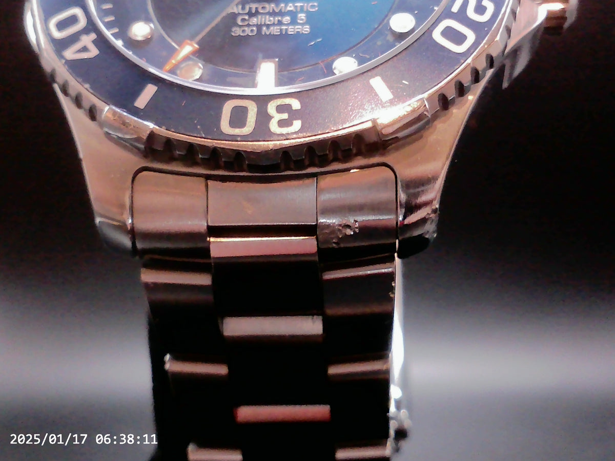 TAG Heuer Aquaracer Calibre 5 w/Box WAN2111 41mm Automatic - Full Bracelet-Blue Sunburst